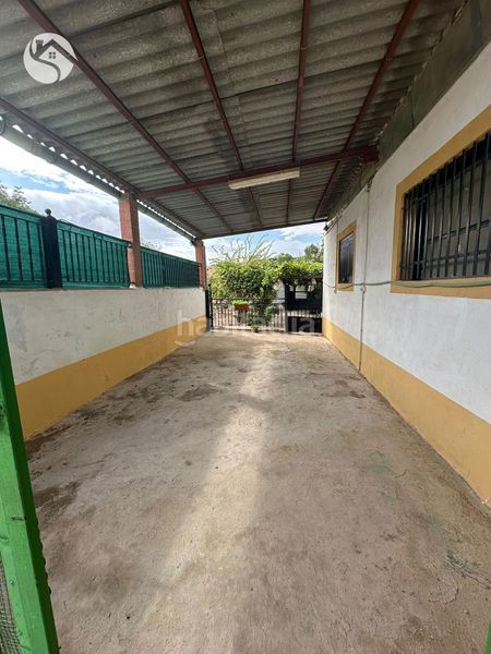 Foto fcac8880-72ca-40e8-87a4-7676489c6d9e. Chalet avec parking piscine dans Centro Cuenca