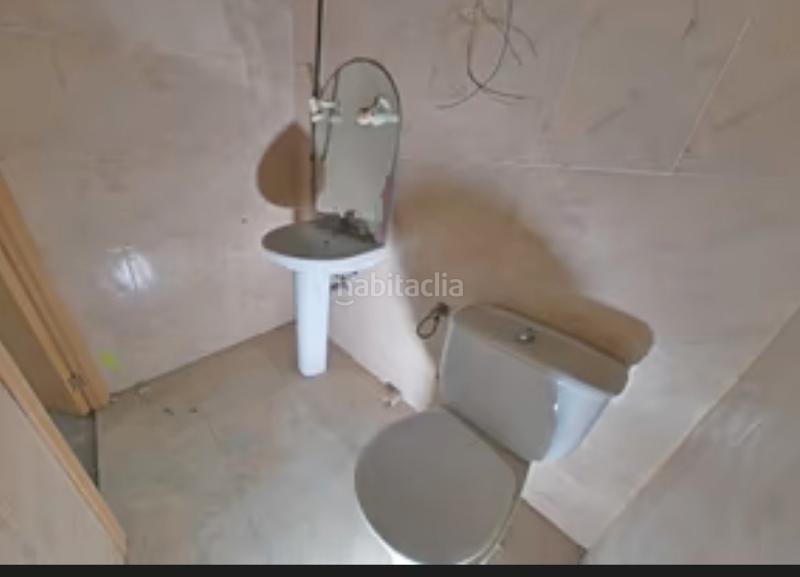 Foto 7690d52b-2842-43ea-83c0-c3bcdbbb6874. Local comercial en carrer puig i llagostera 5 en Centre Vendrell (El)