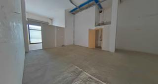 Local Comercial a Carrer puig i llagostera 5
