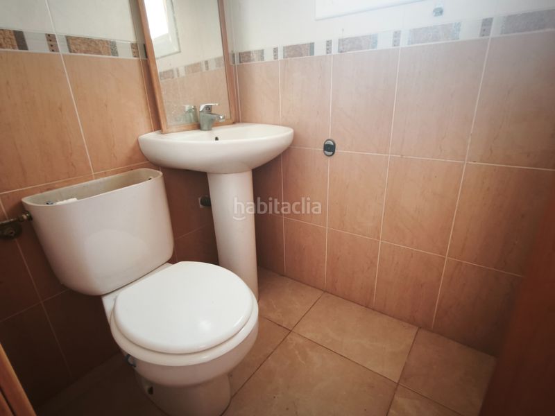Foto f4a6e057-c90a-4a47-b6ca-0e4595f61018. Xalet amb aparcament piscina a Creixell