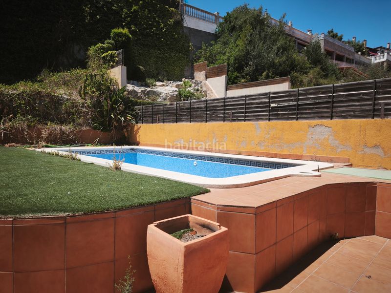 Foto 3df2094f-46eb-4fe2-a35c-2cf841835155. Casa aparellada amb calefacció aparcament piscina a Segur de Calafell