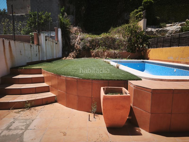 Foto 634d4bd8-6091-46f6-92cd-5a760f766db5. Casa aparellada amb calefacció aparcament piscina a Segur de Calafell