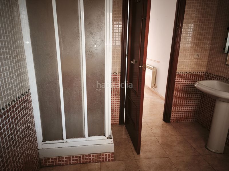 Foto ac0133e5-a03e-44a3-a395-de08ac2614e3. Casa aparellada amb calefacció aparcament piscina a Segur de Calafell