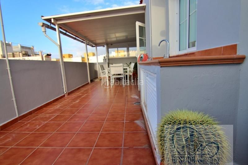 Foto 2fee529d-6023-4c1e-a3df-044388a8e3c2. Àtic a Playa Jardín Puerto de la Cruz