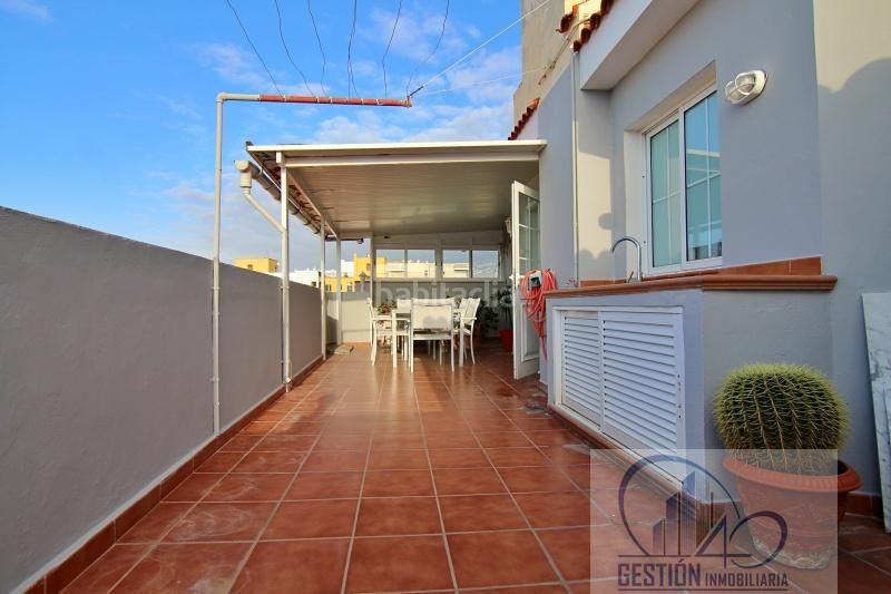 Foto e28c6b2b-ed0f-4104-9b72-7ddd38322833. Àtic a Playa Jardín Puerto de la Cruz