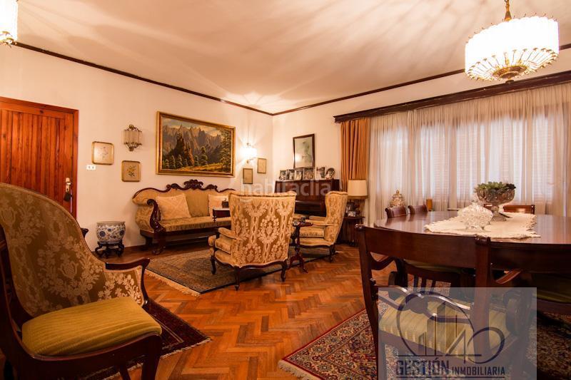 Foto dcb1dbed-b26f-4d4d-9aaf-586a50a34642. Chalet in Centro Orotava (La)