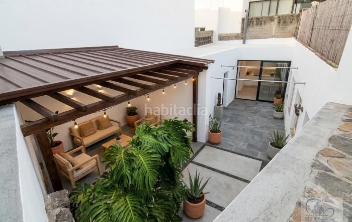 Foto f267d2f8-1653-4504-8c25-1499ee91e655. Casa amb aparcament a Silos (Los)