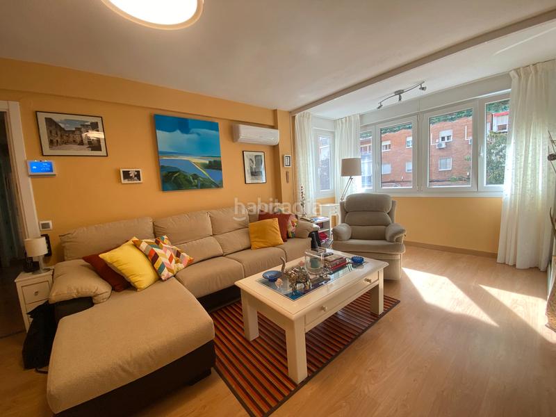 Foto 47d9e1d3-4664-43a8-8ba8-c3c22ae7a1a8. Piso en Marroquina Madrid