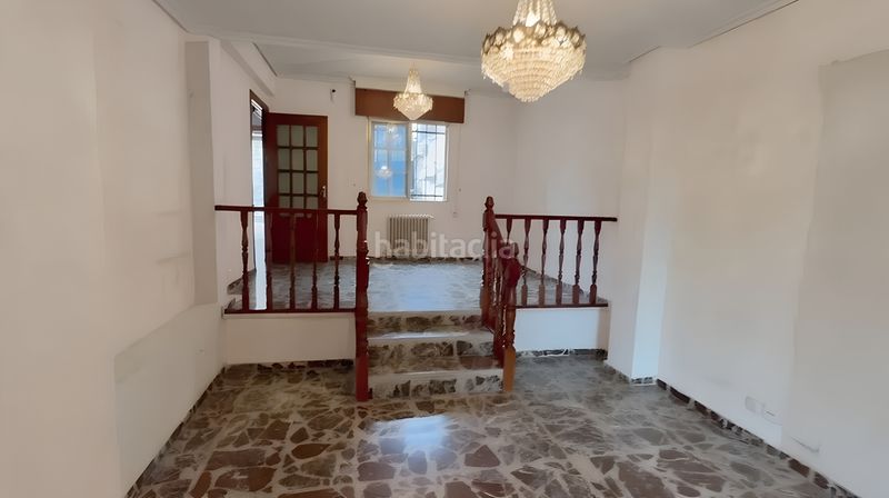 Foto 6941c60f-8971-4d7c-bd75-1f001bc15954. Casa pareada en Peñagrande Madrid