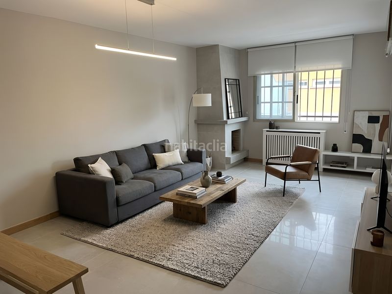 Foto 798ada08-357a-4787-8bd0-3a123ac20174. Casa pareada en Peñagrande Madrid
