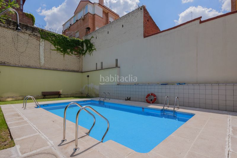 Foto 5f4f179a-0c73-40dd-aa48-c1ea2a5465d6. Duplex con riscaldamento parcheggio piscina in Colina Madrid