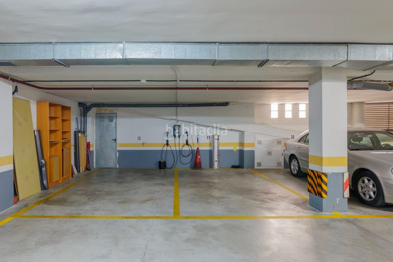 Foto 6be89611-a248-4615-a1e9-9b00793f30d6. Duplex con riscaldamento parcheggio piscina in Colina Madrid