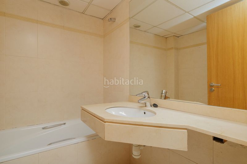 Foto 7046eb81-68c1-4b3d-81a1-2f243be3bf07. Duplex con riscaldamento parcheggio piscina in Colina Madrid