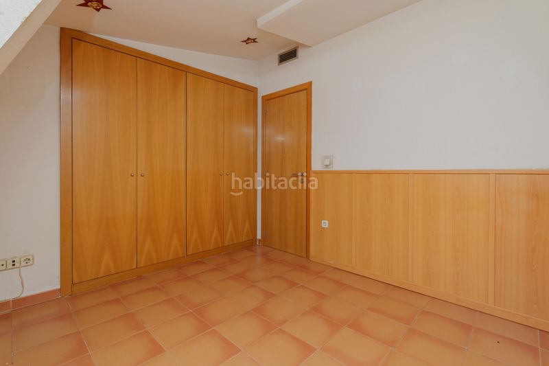 Foto 81077962-4da5-425d-bb15-ed50ec659168. Duplex con riscaldamento parcheggio piscina in Colina Madrid