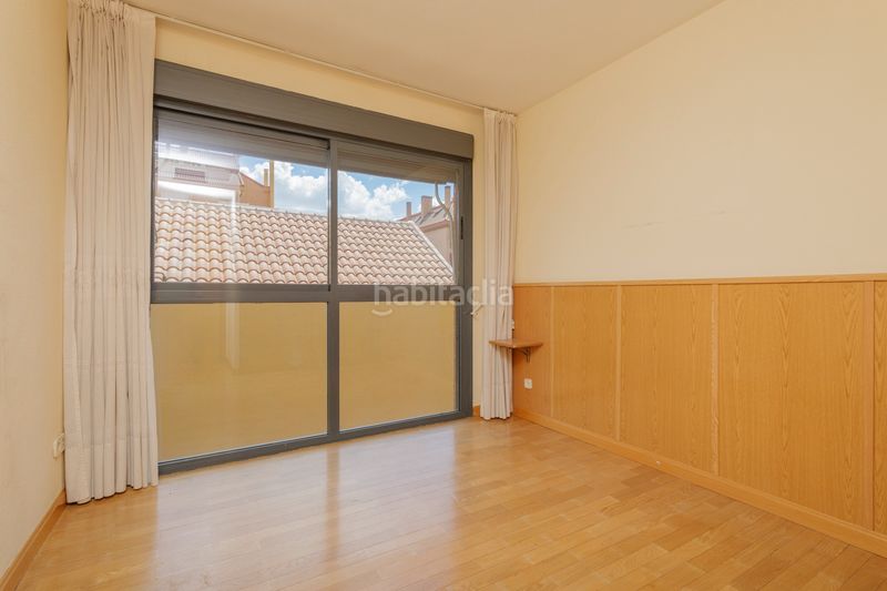 Foto 9112bb1e-d75f-48f6-8da3-efc7d2e0d9b3. Duplex con riscaldamento parcheggio piscina in Colina Madrid