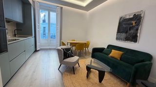 Miete Etagenwohnung  Plaza de la marina española. Recien reformado, amueblado, privilegiada ubicación en el centro