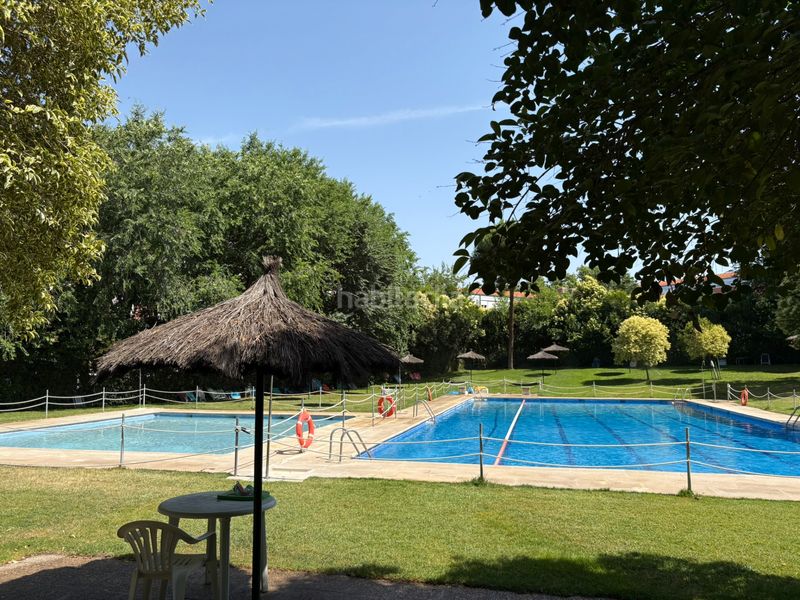 Foto 031fc5a3-5939-4ef6-8ac7-8bb261317aa0. Pis amb calefacció aparcament piscina a San Juan Bautista Madrid