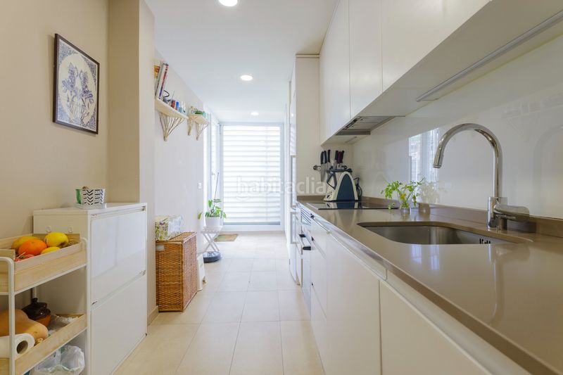 Foto e3aa9d0e-1764-44eb-949c-093c172f3364. Piso en San Juan Bautista Madrid
