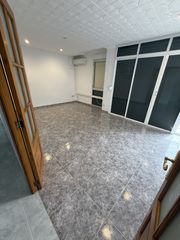 Affitto Appartamento in Polígon de Llevant. Piso en perfecto estado y reformado
