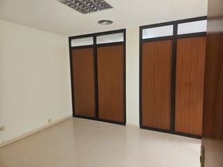 Miete Büro in Tf-64 113. Alquilo despacho independiente con aire acondicionado en centro