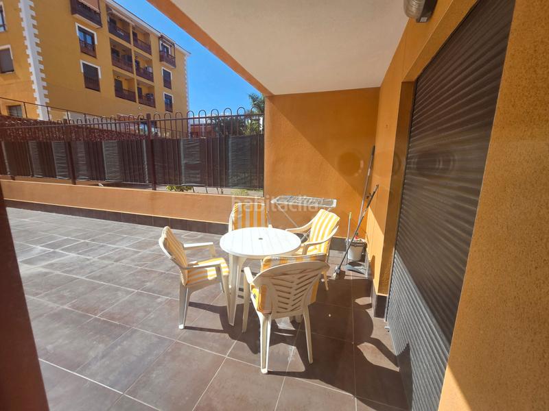 Foto 28d8a6f4-76fd-43fd-a530-3e06eaf48c2d. Rent apartment in calle ruiseñor 5 in Palm - Mar Arona