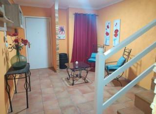Dúplex  Calle ramujo 6. Vendo fabuloso piso dúplex ideal para inversores, actualmente al