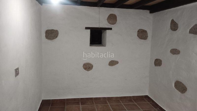Foto 96e343d1-1087-487f-8dd7-09e05a3a52b2. Casa amb aparcament a El Salto Granadilla de Abona