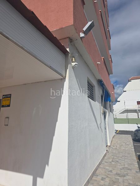 Foto 4beb250d-0ba1-4fb4-bb12-a5ddf8405ee5. Lloguer local comercial a Playa de las Américas Arona