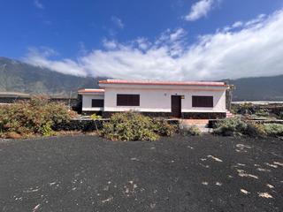 Casa  El matorral. Vive frente al mar con vistas a los roques de salmor! casa chale