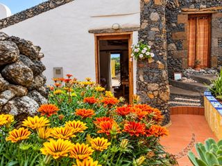Casa  Camino casas del monte. Encantadora propiedad en venta en valverde  zona casas del monte