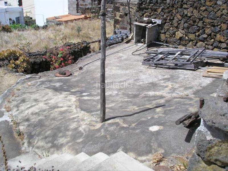 Foto 505e3444-21d2-43cd-847c-a1929812f22e. Masía en Pinar de El Hierro (El)