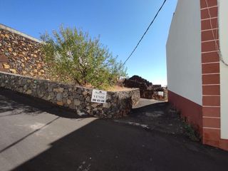Masia  Calle la paz. Parcela urbana con construcción para rehabilitar  el pinar de el