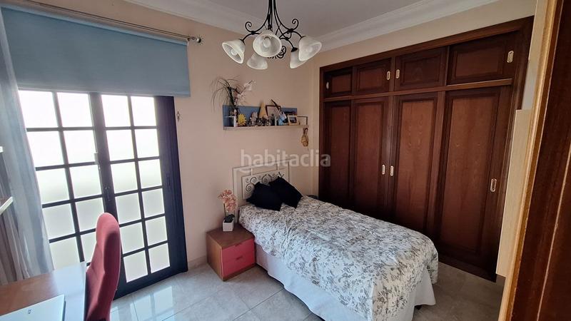 Foto dbfa905a-1ed8-4171-80ee-53e58a8fa32e. Chalet pareado en venta en salamanca, 5 dormitorios. en Santa Cruz de Tenerife