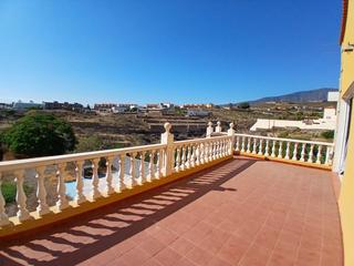 Chalet in Cuevecitas - Malpaís. Chalet en venta en candelaria, 5 dormitorios.