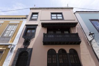 Appartamento in Centro. Piso en venta en la orotava, 7 dormitorios.