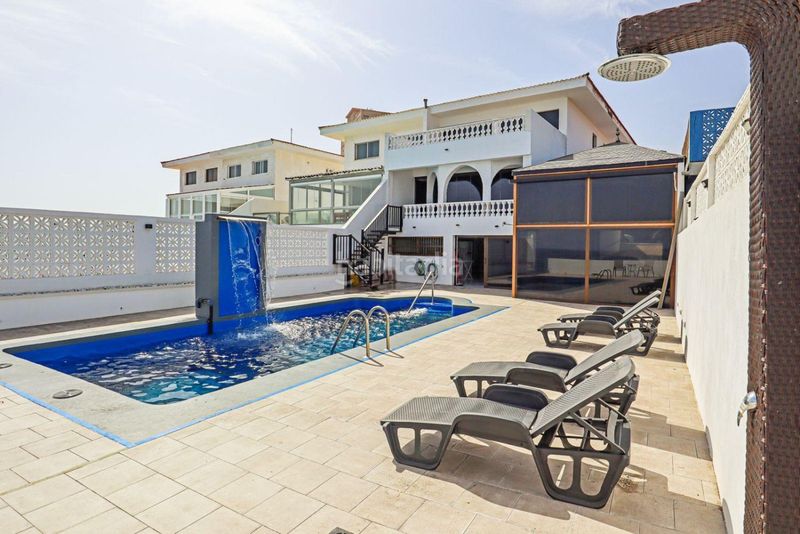 Foto 15ab868f-08d8-4954-91d0-561533617182. Xalet amb aparcament piscina a Las Caletillas - Punta Larga Candelaria