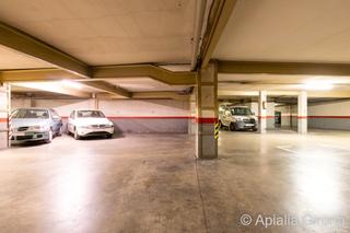 Aparcament cotxe  Carrer maluquer salvador. 2 places d´aparcament !!