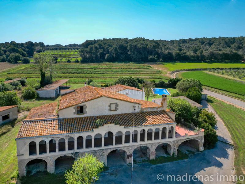 Foto 275e819e-467e-4548-aede-b762f39b6678. Masía masia en venta en Forallac