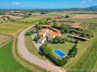 Mas  Lloc u.a. p-1 peratallada. Masia en venta en forallac