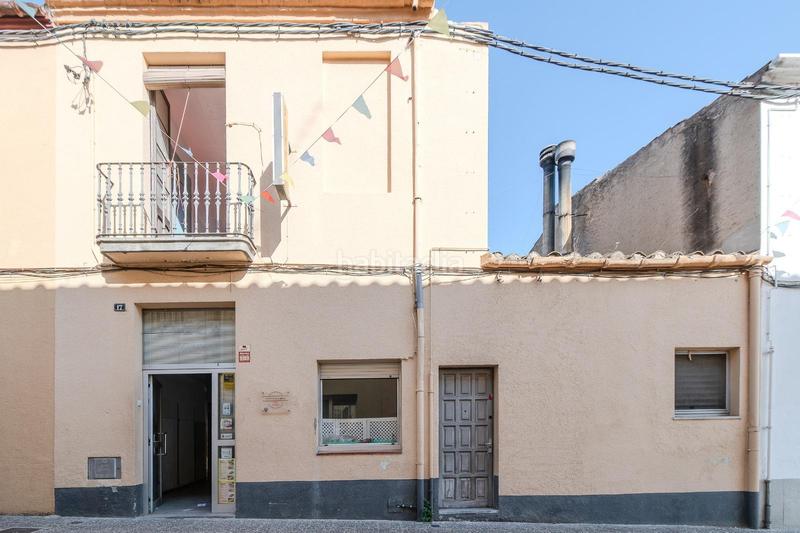 Foto 3ae8d100-c589-4f46-a4d6-0850afb6da87. Casa adosada  para reformar en venta en Llagostera