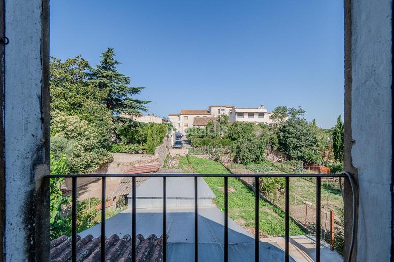 Foto 6e073ae9-2f16-4019-acb6-729a9a9b40e3. Casa adosada  para reformar en venta en Llagostera
