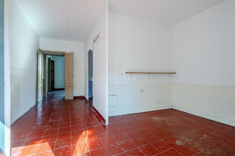 Foto 94cea18f-06e2-4167-b97f-8273cfa03fe3. Casa adosada  para reformar en venta en Llagostera
