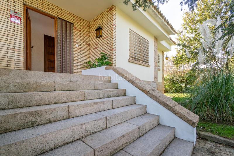 Foto 28481e69-cc40-4a0a-af0f-672e8b5a073f. Chalet xalet unifamiliar en venda a vilobi d'onyar 3 dormitoris , piscina i ampli terreny en Vilobí d´Onyar