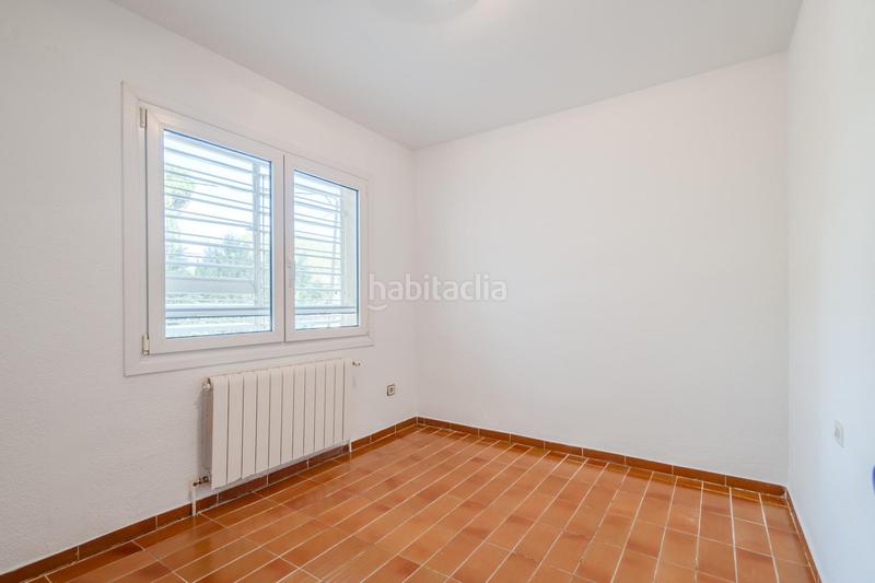 Foto 625730fd-2409-44a5-aeba-65257aa67000. Chalet xalet unifamiliar en venda a vilobi d'onyar 3 dormitoris , piscina i ampli terreny en Vilobí d´Onyar