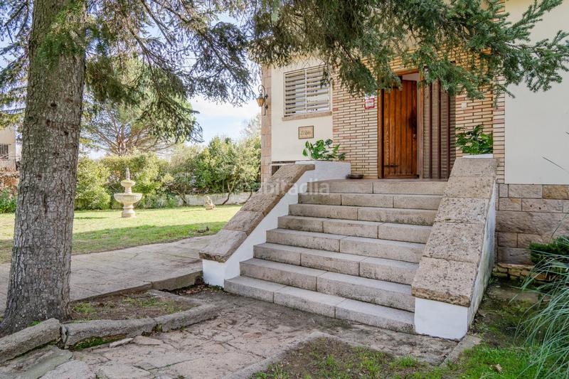 Foto 968b1a51-4935-4a39-9ac1-cc400647c14e. Chalet xalet unifamiliar en venda a vilobi d'onyar 3 dormitoris , piscina i ampli terreny en Vilobí d´Onyar