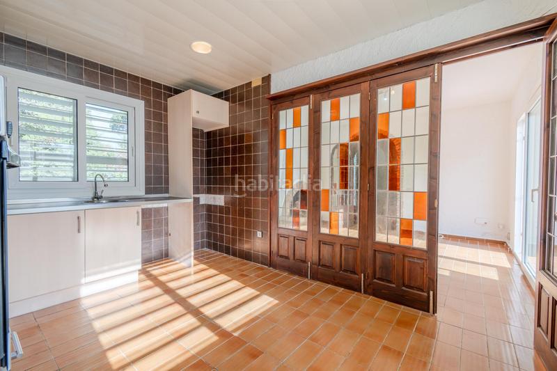 Foto c32e80a4-21a7-477a-a4b6-13bb6253bd58. Chalet xalet unifamiliar en venda a vilobi d'onyar 3 dormitoris , piscina i ampli terreny en Vilobí d´Onyar