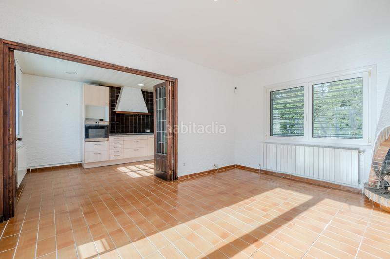 Foto e2c86fce-fa3f-4cd4-b5ae-e170f07c673a. Chalet xalet unifamiliar en venda a vilobi d'onyar 3 dormitoris , piscina i ampli terreny en Vilobí d´Onyar