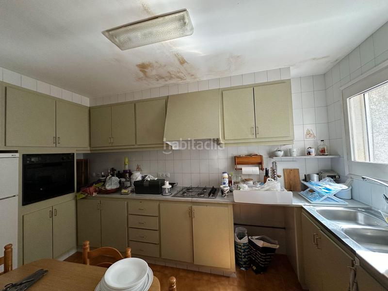 Foto 49e19877-927e-406c-aca8-6f6c0a08e38e. Édifice dans Bisbal d´Empordà (La)