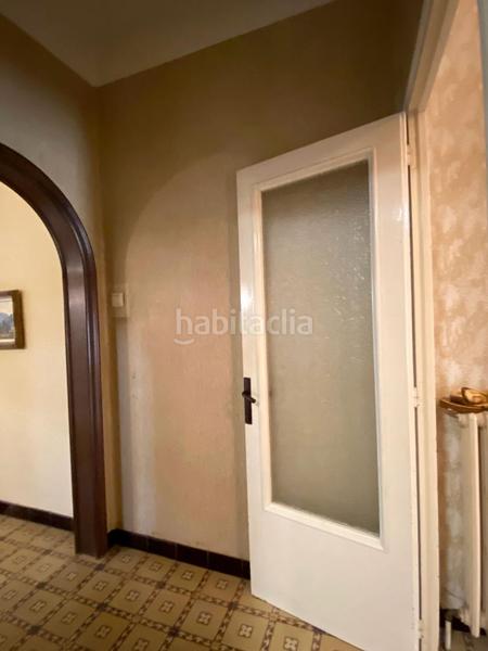 Foto f70262d9-9110-4e1b-9692-c011430839a8. Édifice dans Bisbal d´Empordà (La)