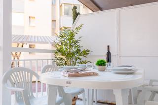 Apartament a La Pineda. Piso recin reformado y cerca del mar!